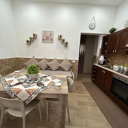 Home Love ปาแลร์โม ภายนอก รูปภาพ
